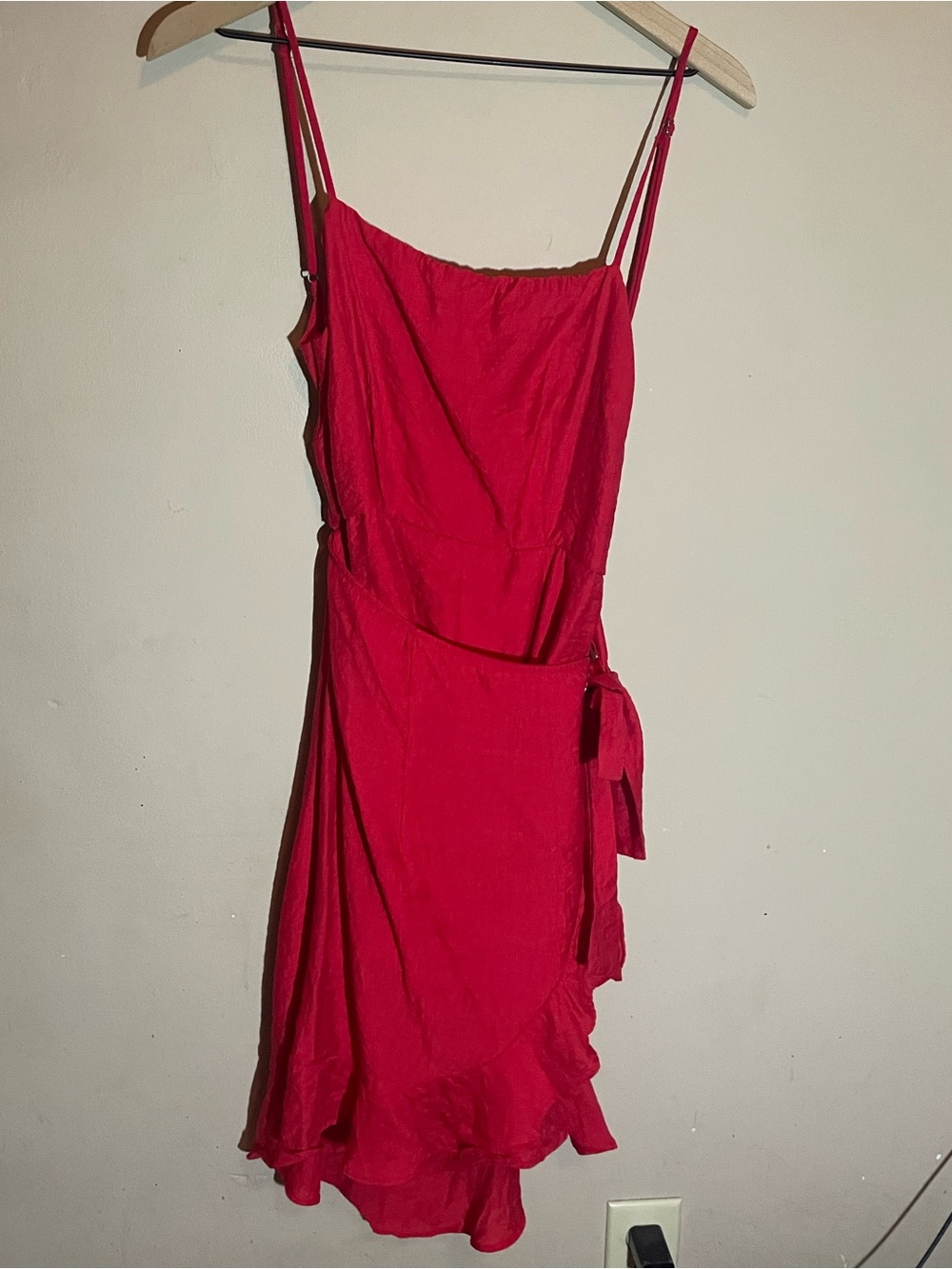 Hello Molly Red Wrap Mini Dress Medium Open Back Ruffle Hem Cocktail Party Date